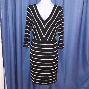 White House Black Market Pencil Work to Wear Dress